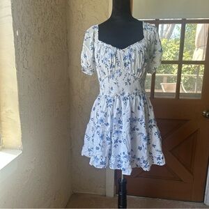 🦋 White & Blue Smock Waist Sweetheart Neckline Short Puff Sleeves Mini Dress